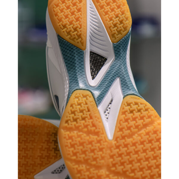 YONEX　パワークッション65Zメン. SHB65Z4M - 画像 (3)